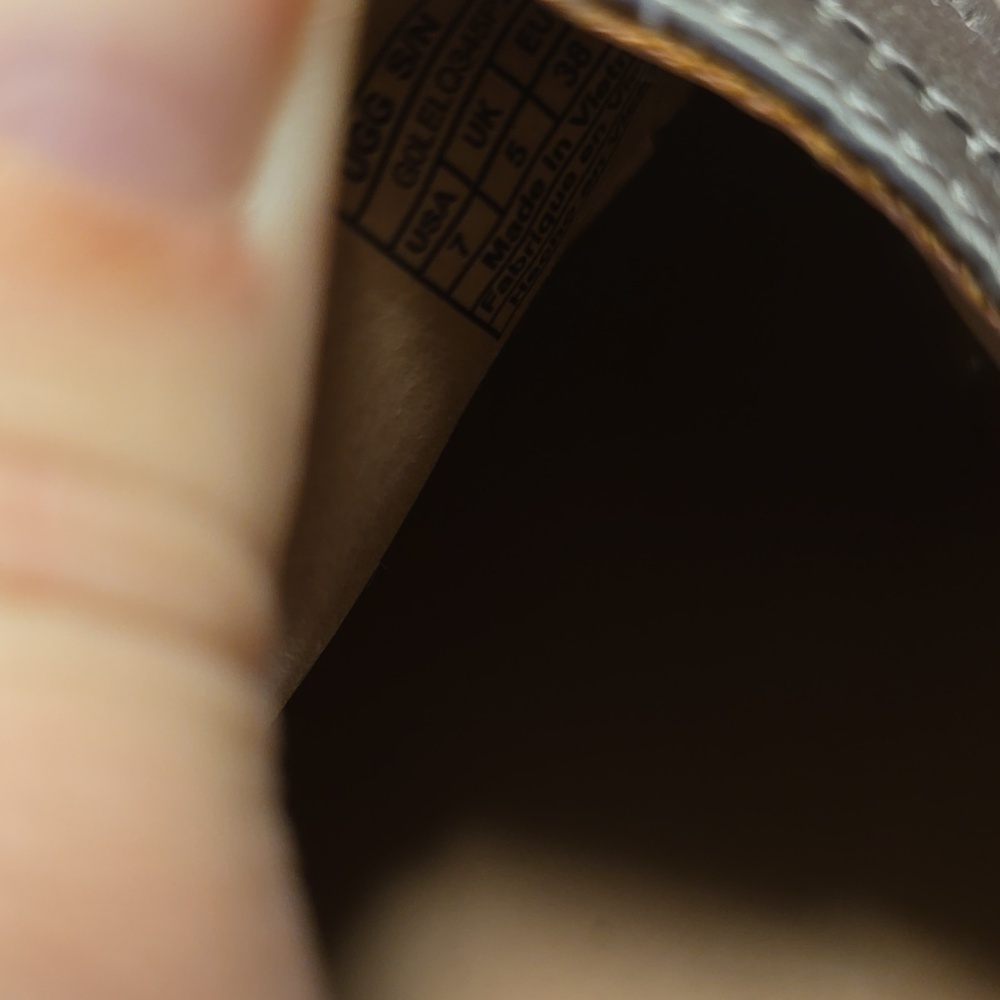 UGG‎ SOLEDAD QUILTE ELEPHANT | Size 7​ - Picture 10 of 10